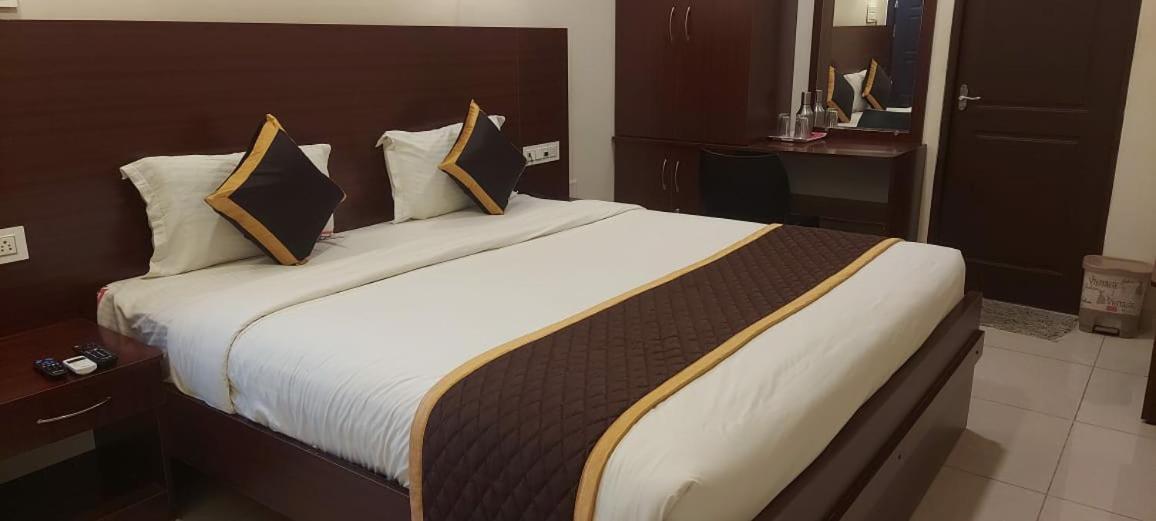 Hotel Ymca Program Centre Selam Zewnętrze zdjęcie
