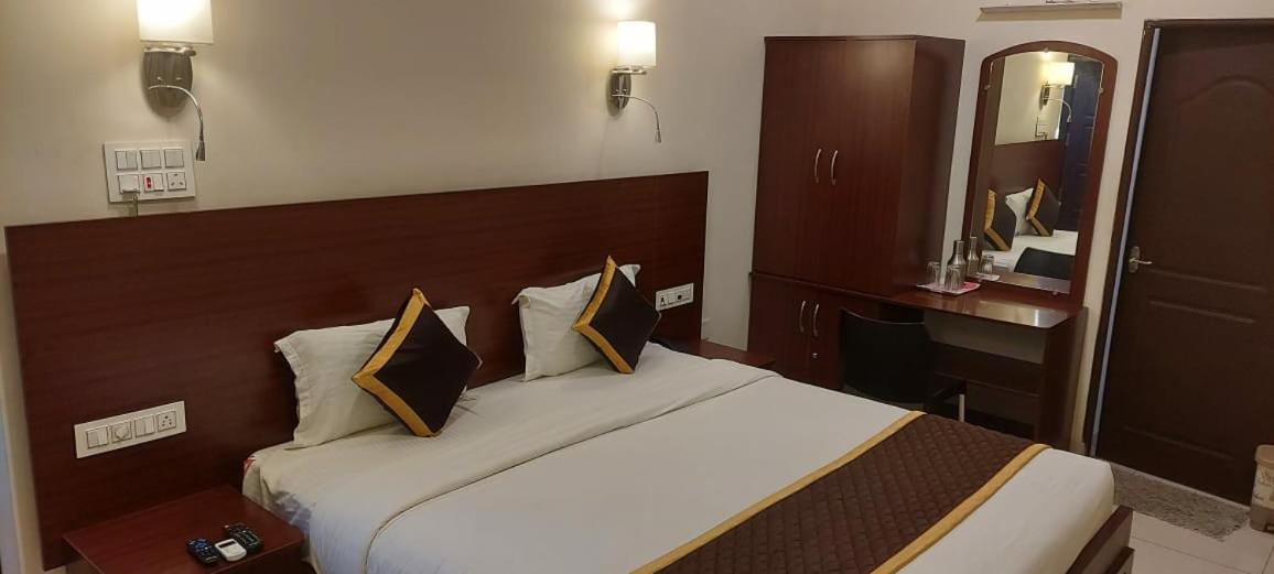 Hotel Ymca Program Centre Selam Zewnętrze zdjęcie